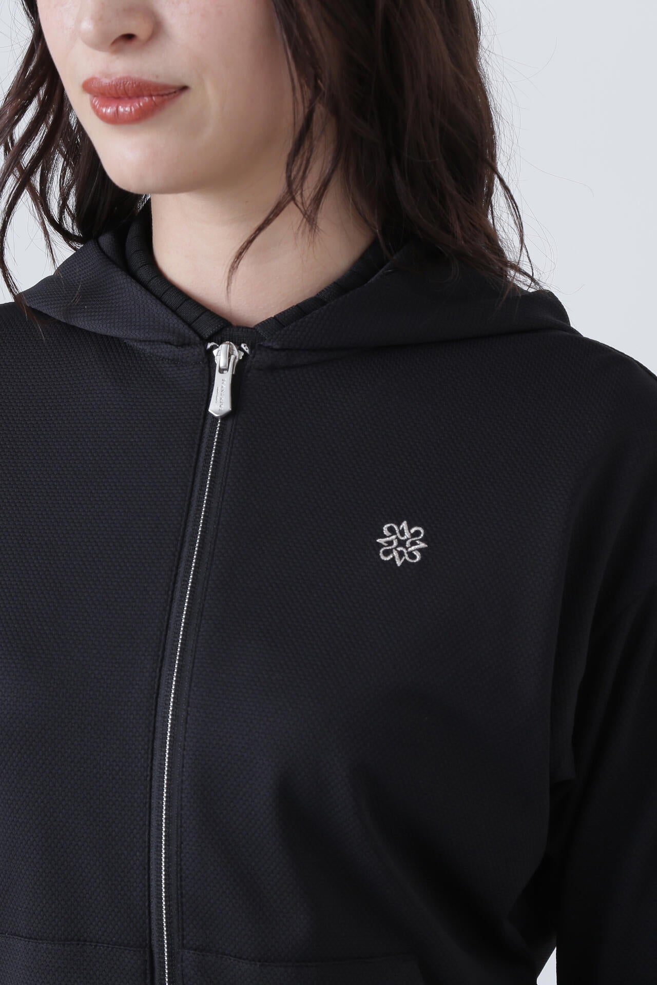 TRUBEAUTEアルマジロフーディー (WOMENS)