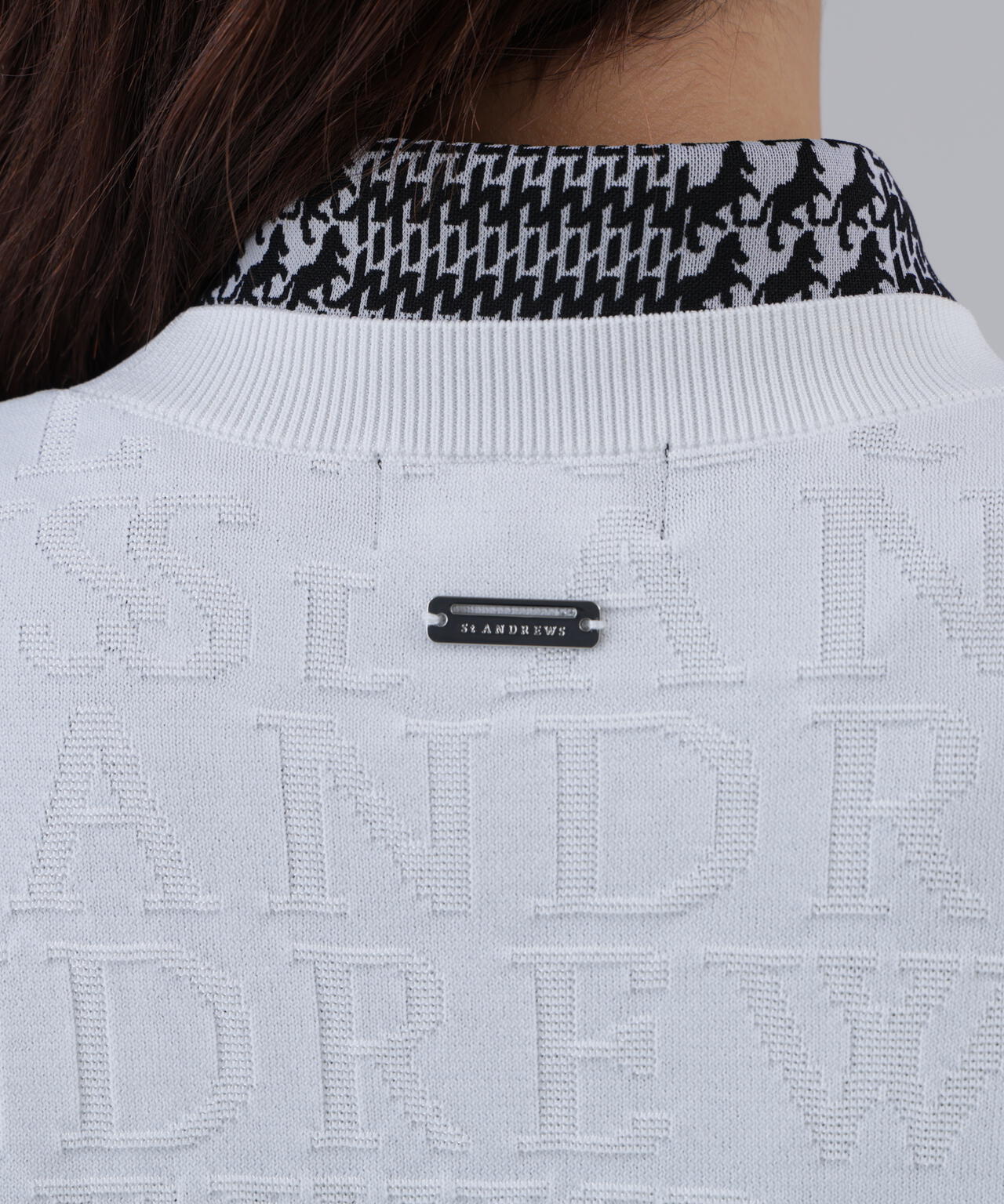 ダブルロゴジャガードクルーネックニットプルオーバー (WOMENS)
