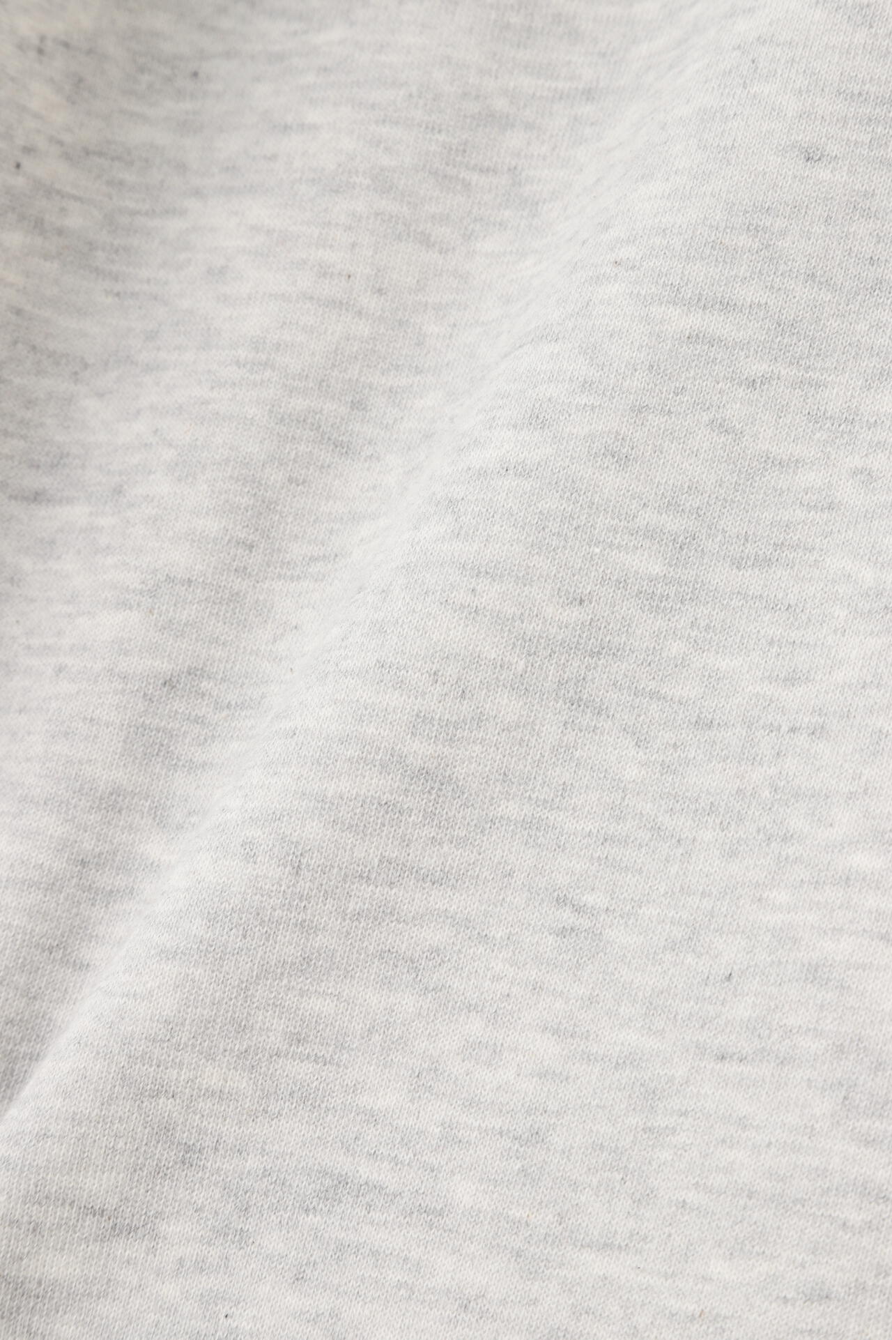 C/Peダンボールクルーネックプルオーバー