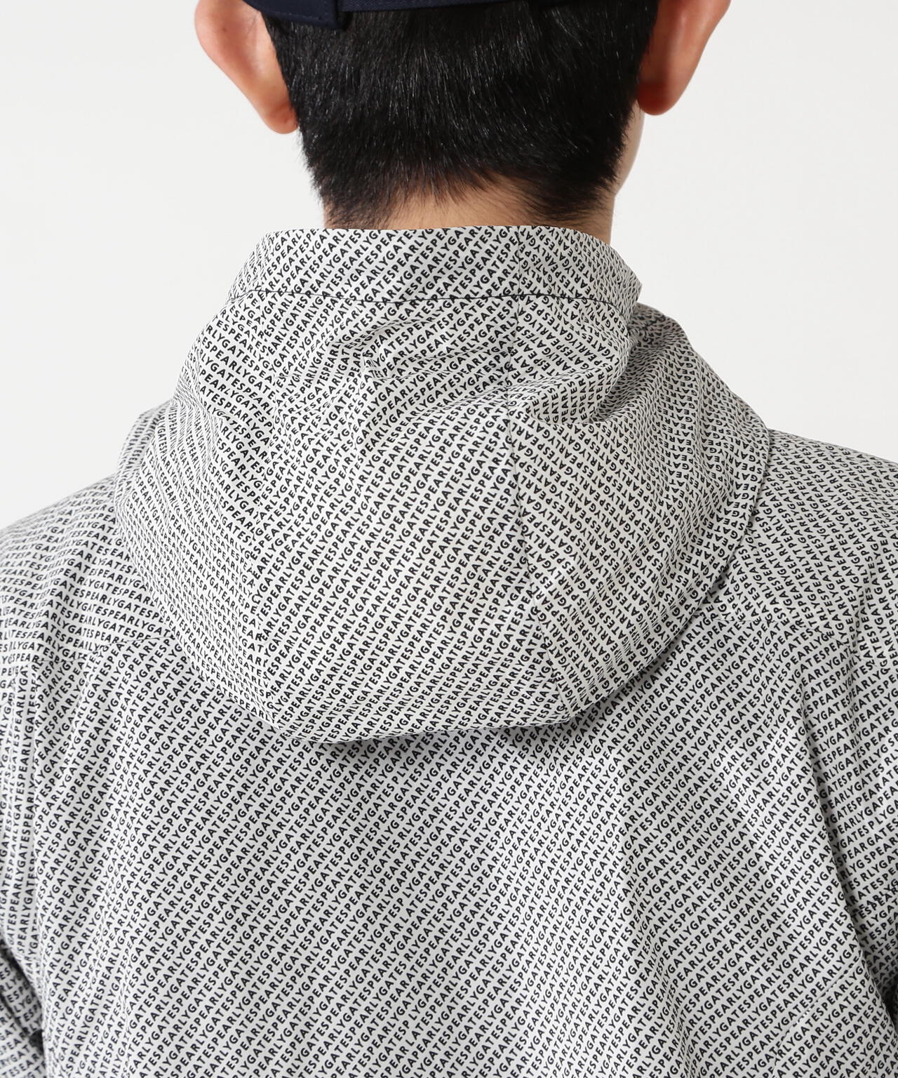 H:182cm/C:93/W:77/H:91 着用サイズ：5