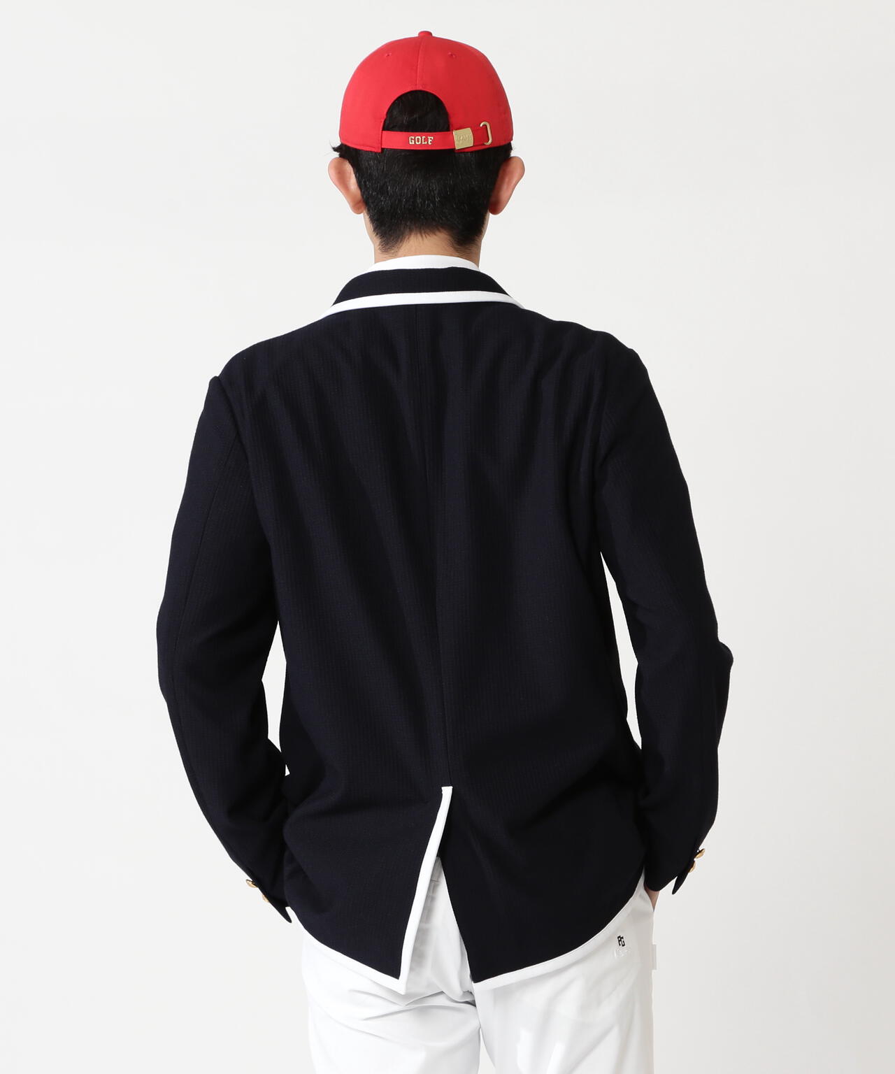 H:182cm/C:93/W:77/H:91 着用サイズ：5