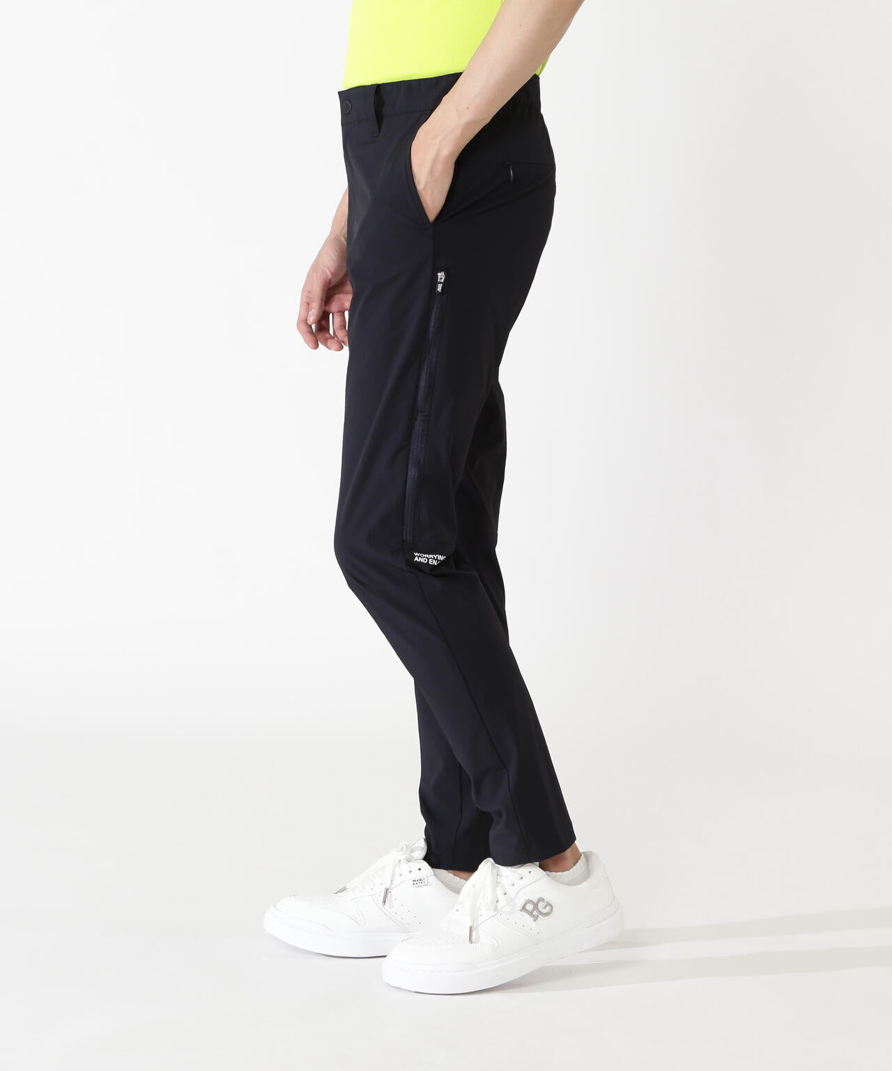 ナイロンストレッチパンツ
