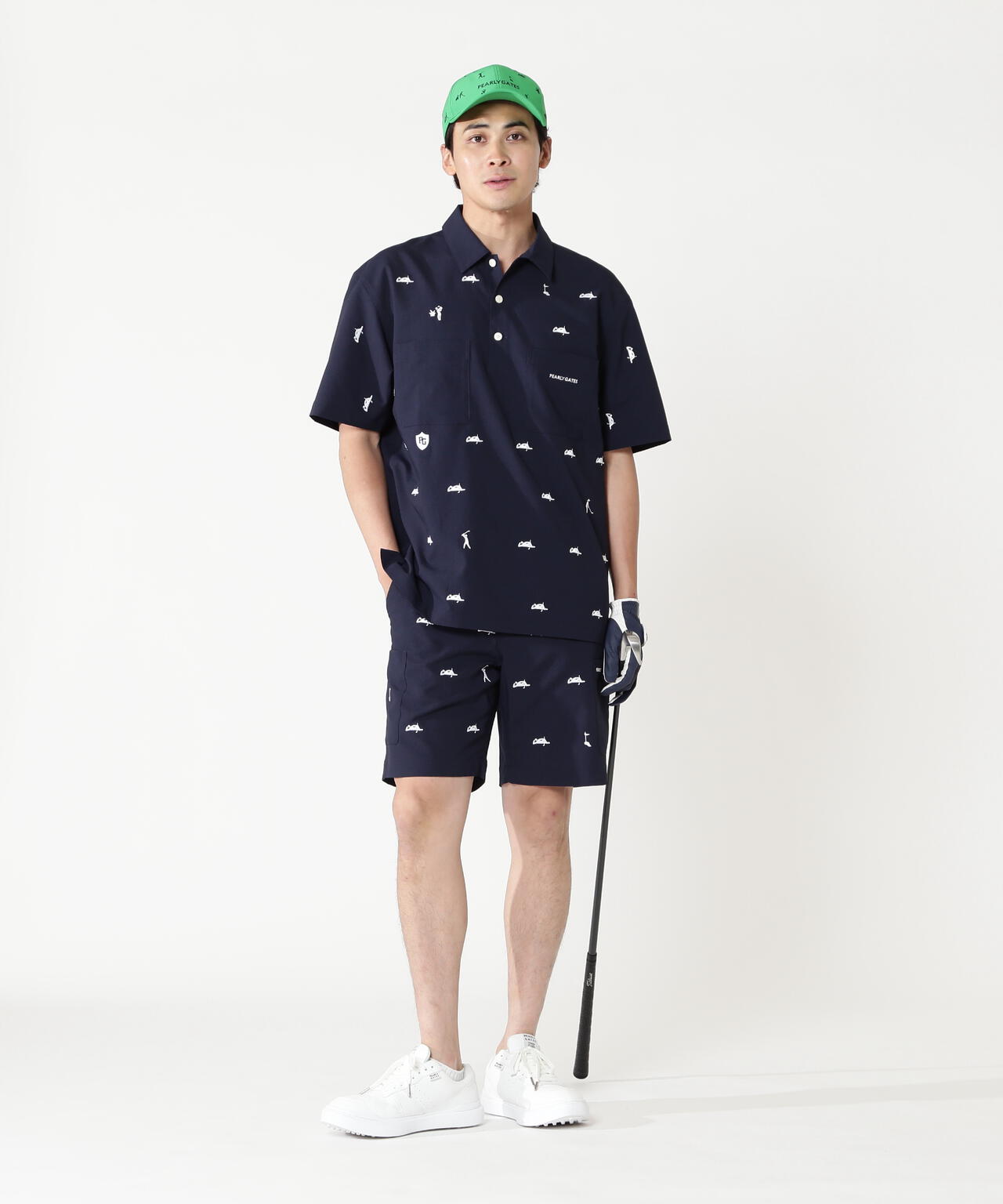 エンブ総柄穴開きPeブロードショートパンツ