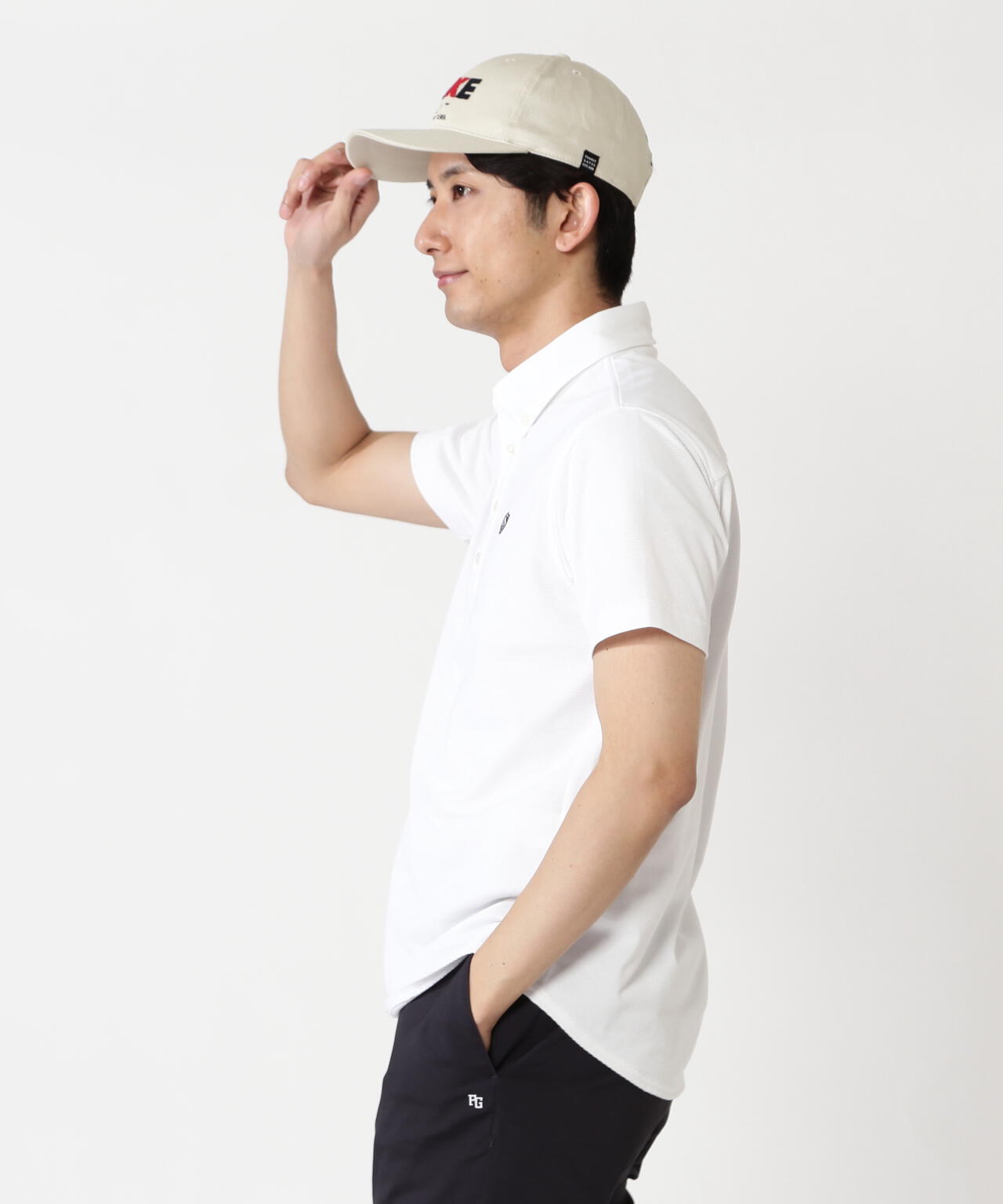 H:182cm/C:93/W:77/H:91 着用サイズ：5