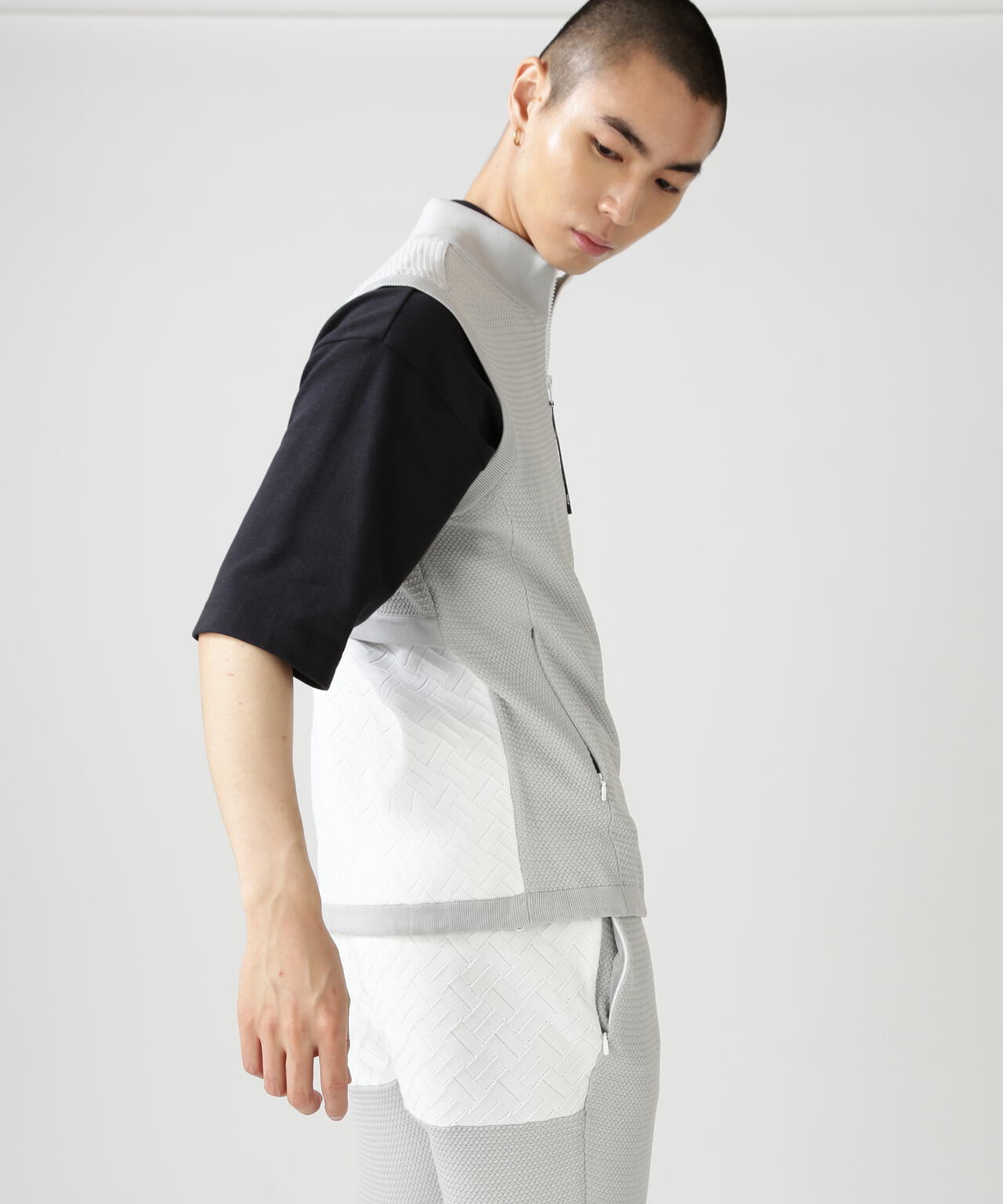 【ＰＧＧ】【直営店舗&公式オンライン限定】ポリエステルヤーンmmジップアップニットベスト (MENS)