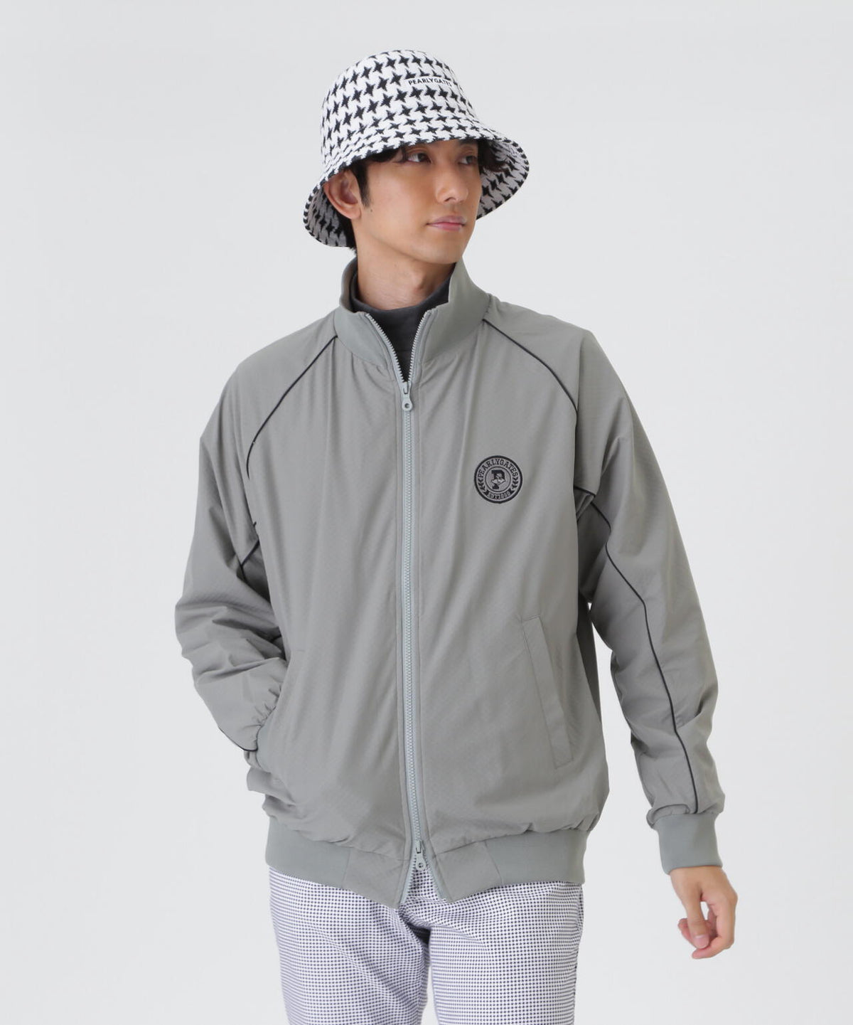 Peメカニカルストレッチ手裏剣ジャガードスタンドジップブルゾン (MENS)