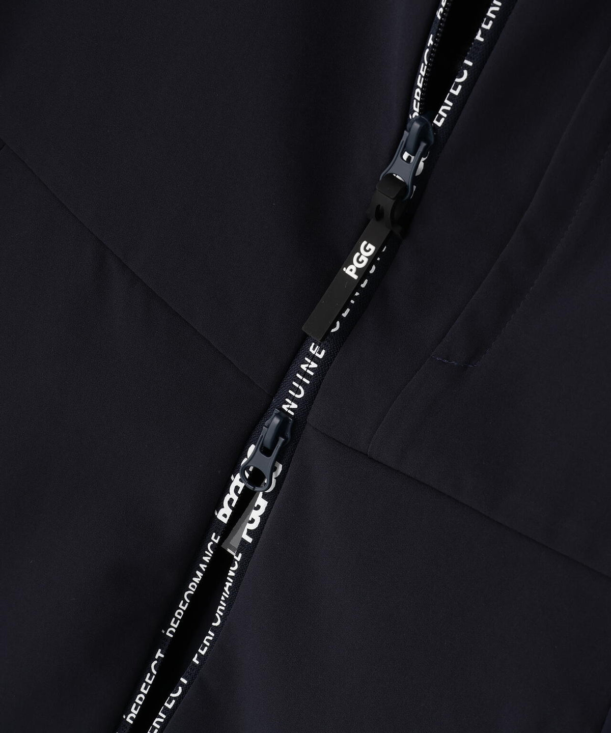 [PGG] [直営店舗&公式オンライン限定] ダブルクロス2WAYストレッチフーディブルゾン (MENS)