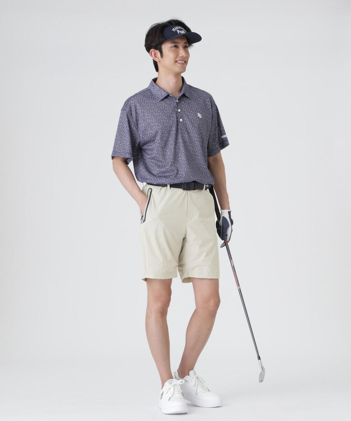 H:182cm/C:93/W:77/H:91 着用サイズ：5
