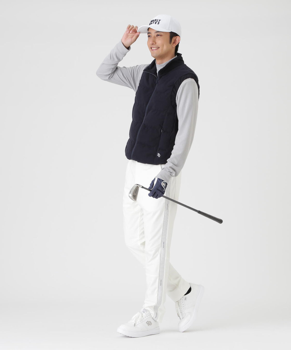 H:182cm/C:93/W:77/H:91 着用サイズ：5