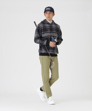 H:182cm/C:93/W:77/H:91 着用サイズ：5