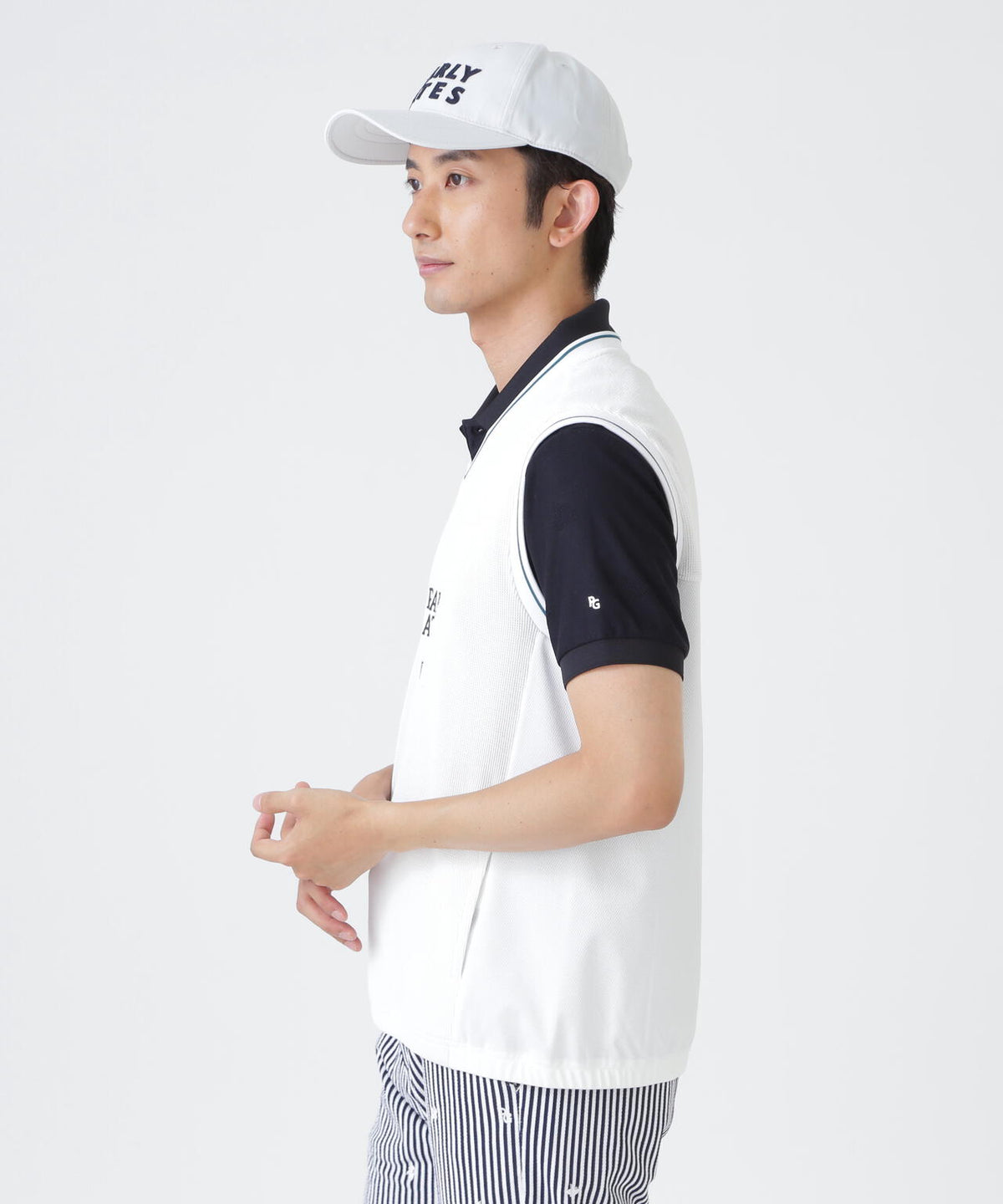 H:182cm/C:93/W:77/H:91 着用サイズ：5