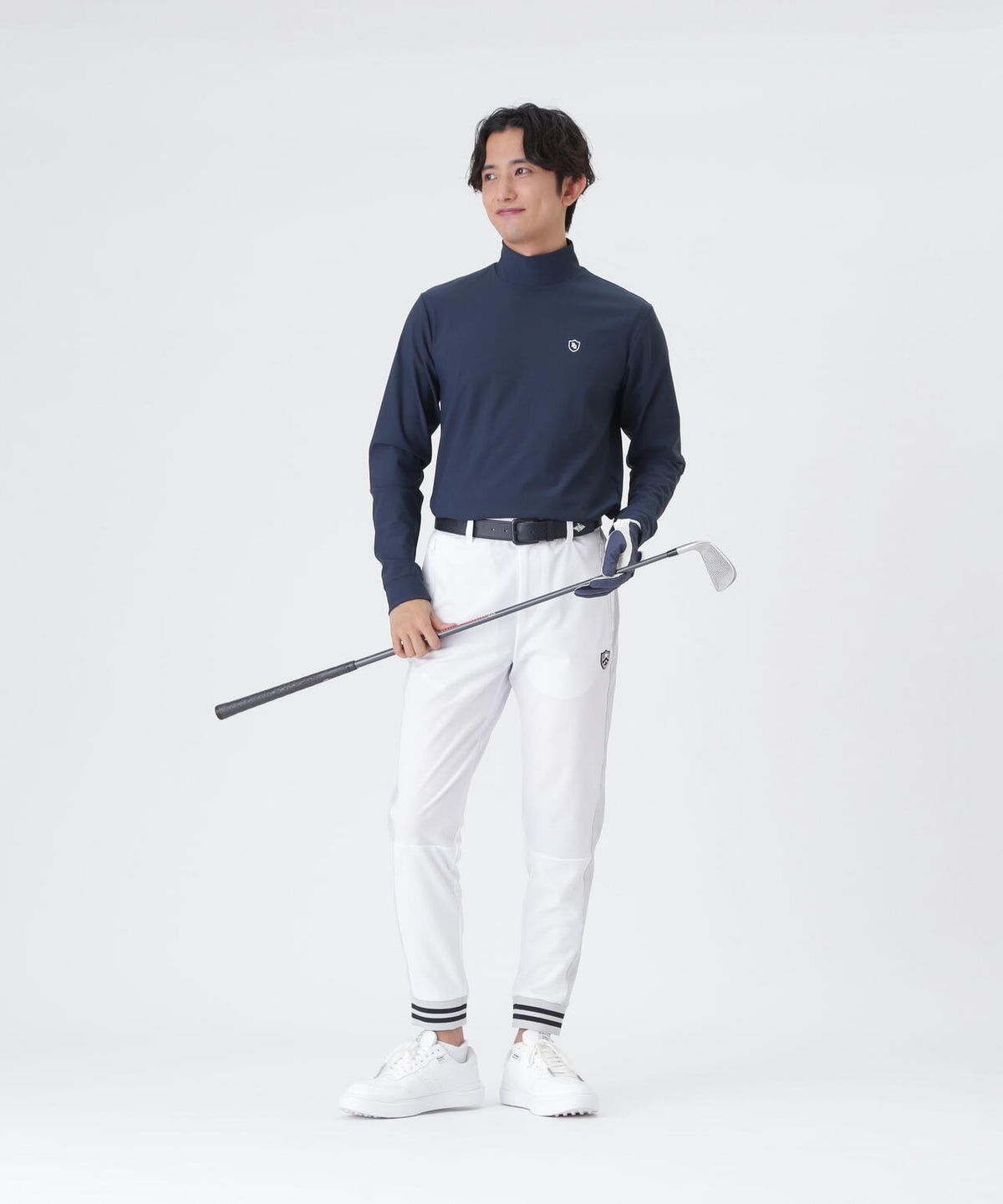 H:182cm/C:93/W:77/H:91 着用サイズ：5
