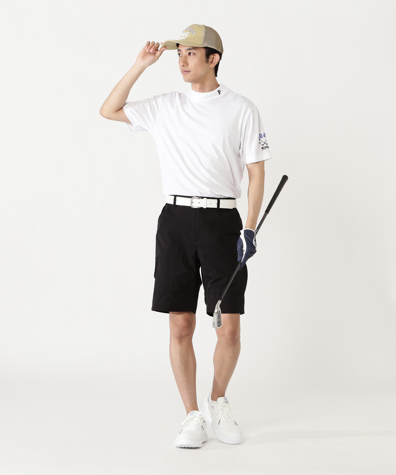 H:182cm/C:93/W:77/H:91 着用サイズ：5