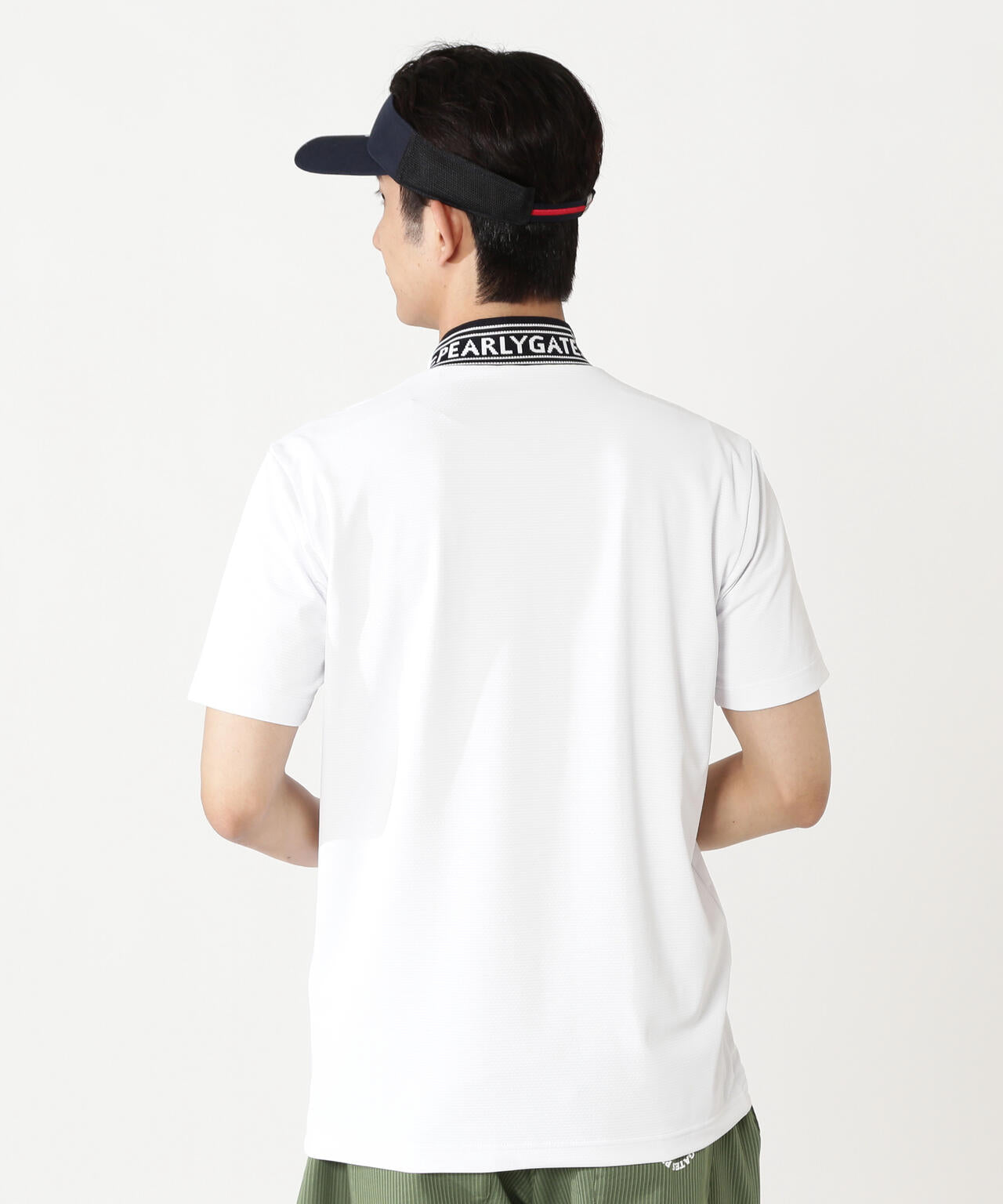 H:182cm/C:93/W:77/H:91 着用サイズ：5