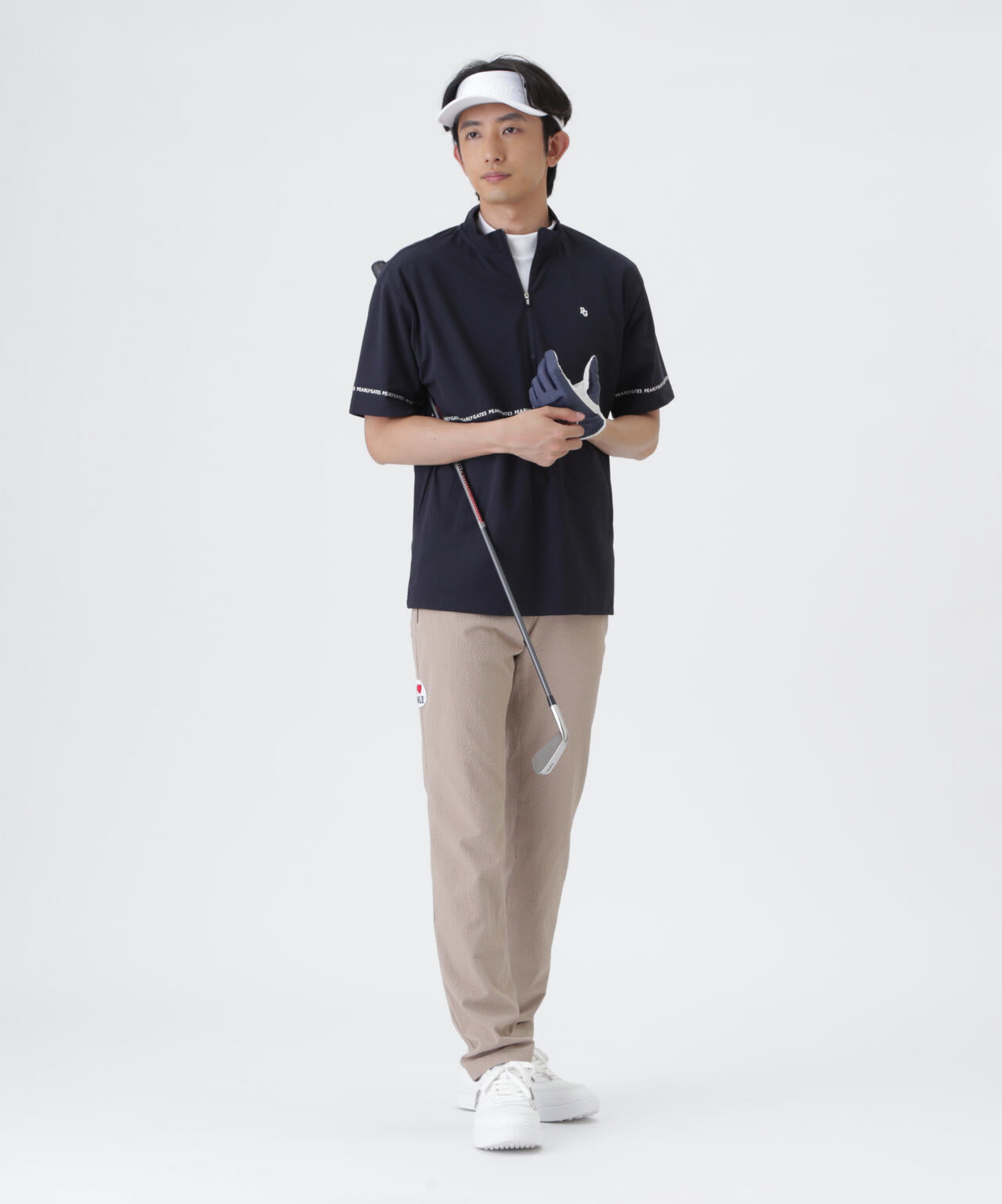 H:182cm/C:93/W:77/H:91 着用サイズ：5