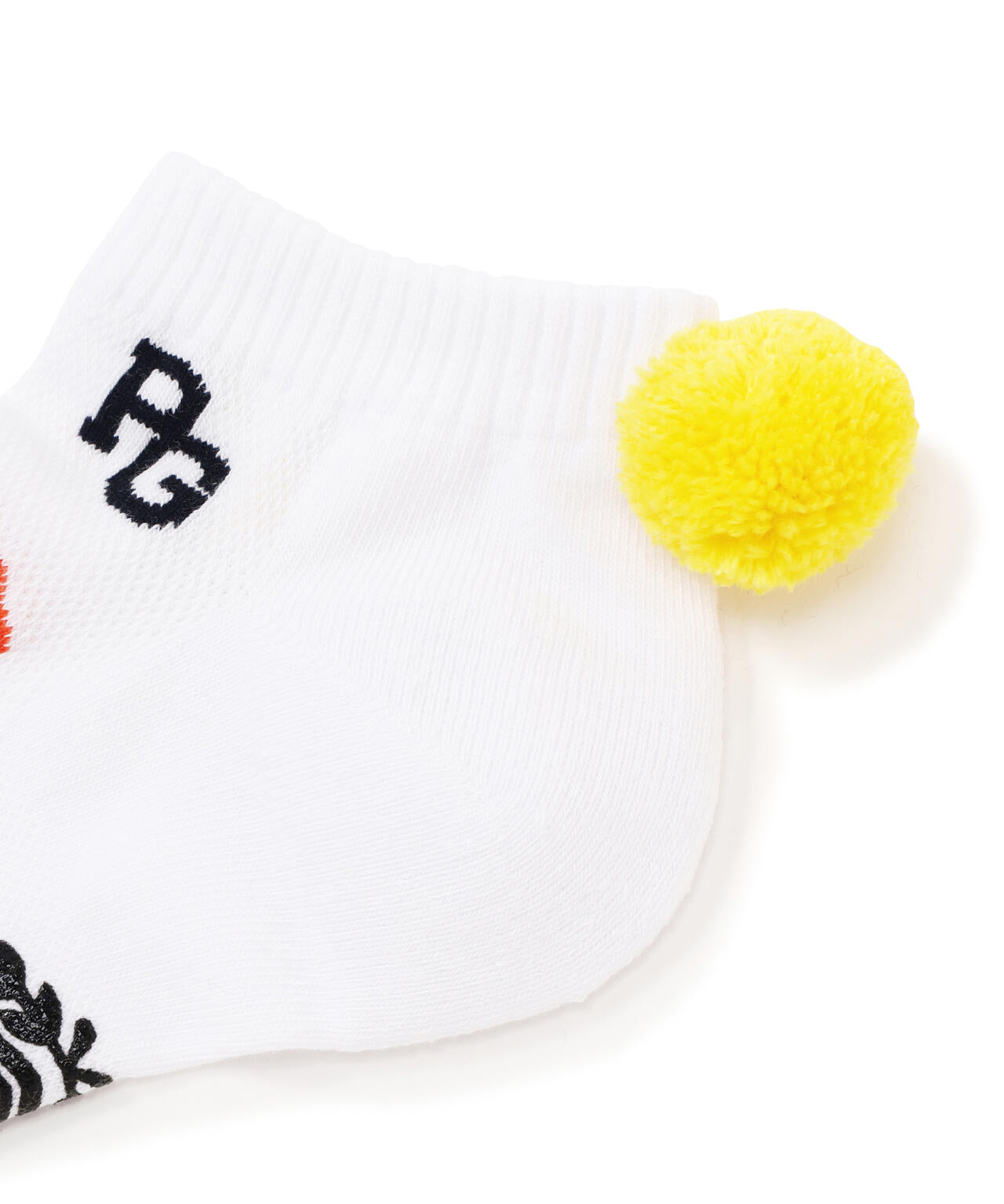 うさぎ総柄梵天付きアンクルソックス (WOMENS)