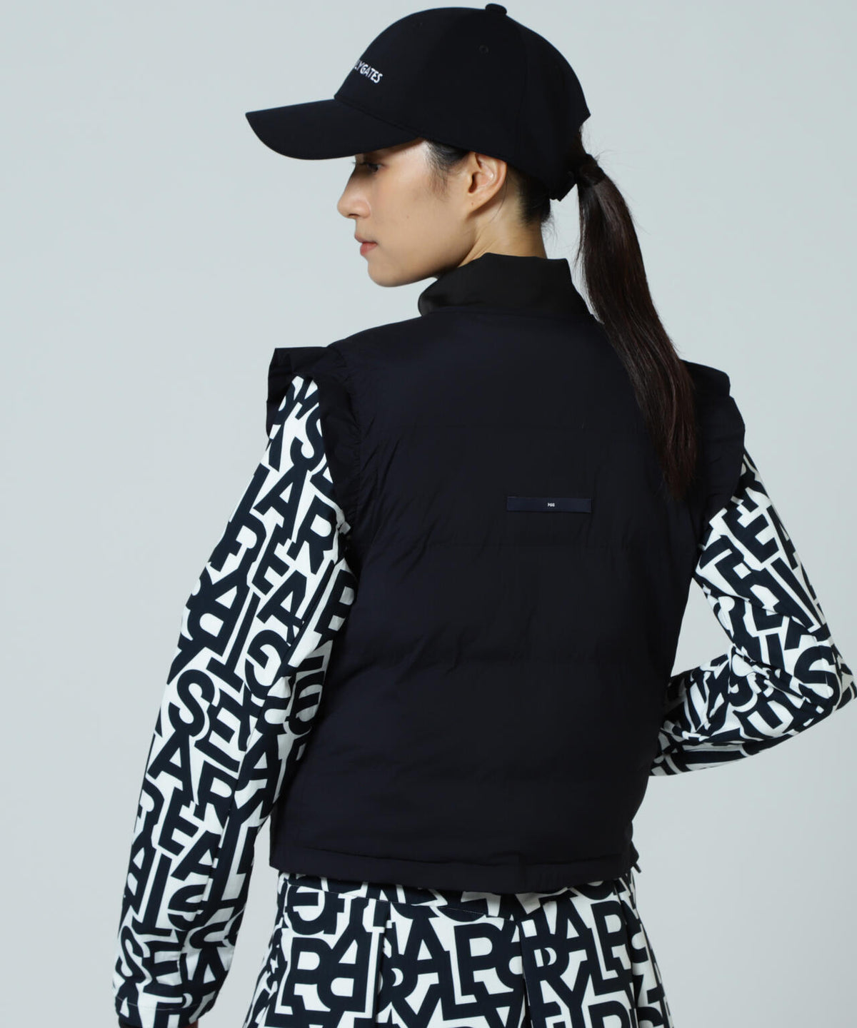 【PGG】【直営店舗&公式オンライン限定】Nyストレッチリップストップフルジップ中綿ベスト (LADIES)