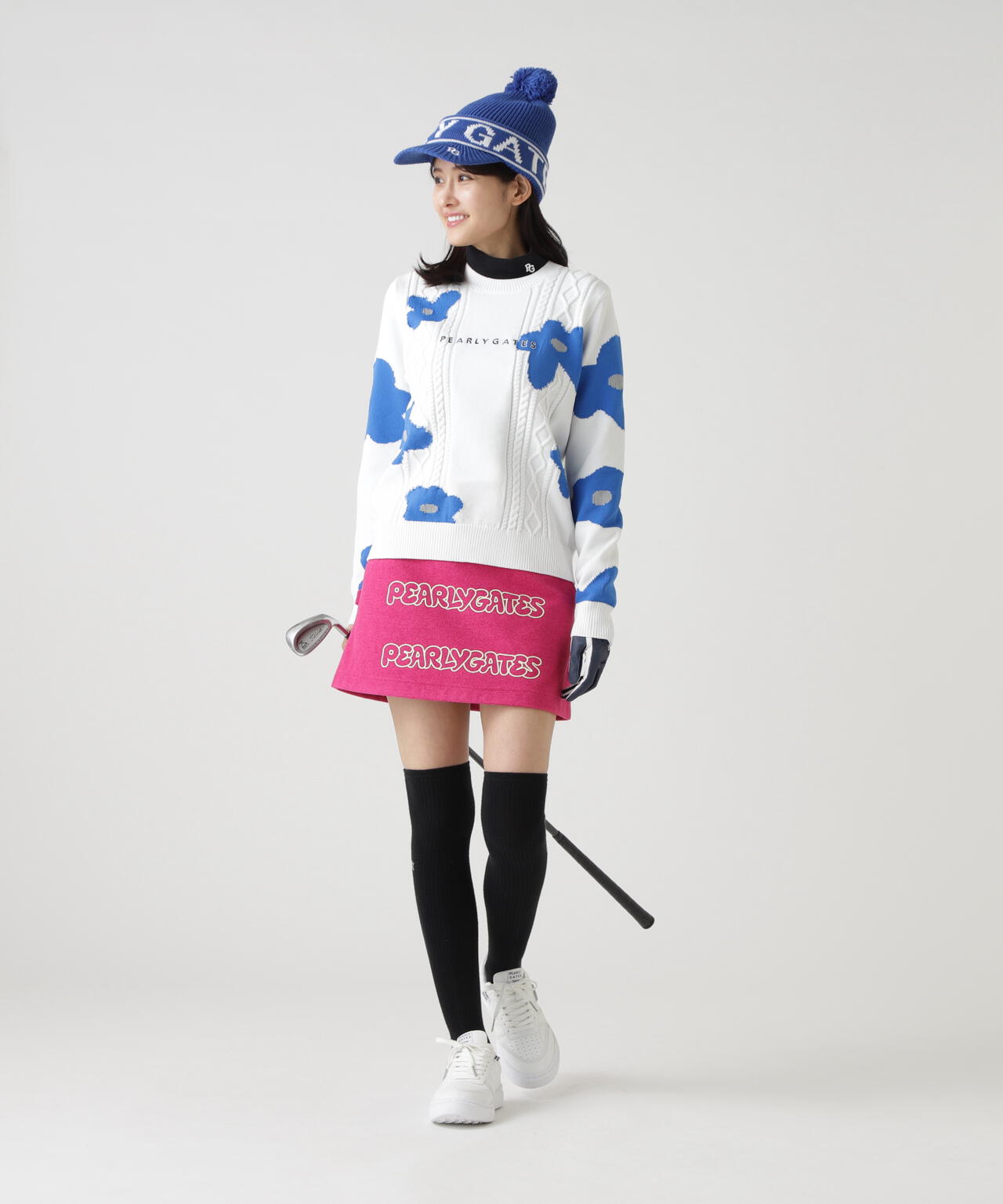 アラン柄×インターシャ クルーネックニットプルオーバー ＜ランダム編みフラワー柄＞