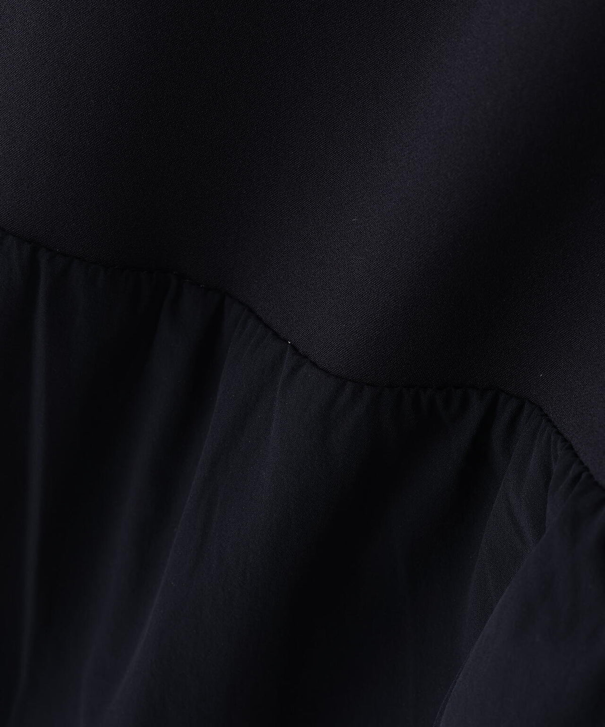 [PGG] [直営店舗&公式オンライン限定] ダブルクロス2WAYストレッチスカート (WOMENS)