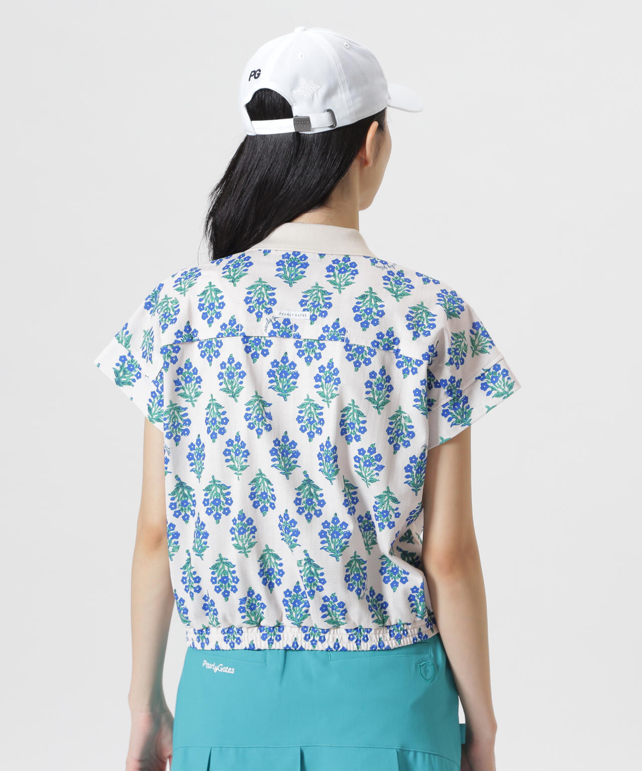 T:171cm/B:77/W:59・H:87 着用サイズ：1