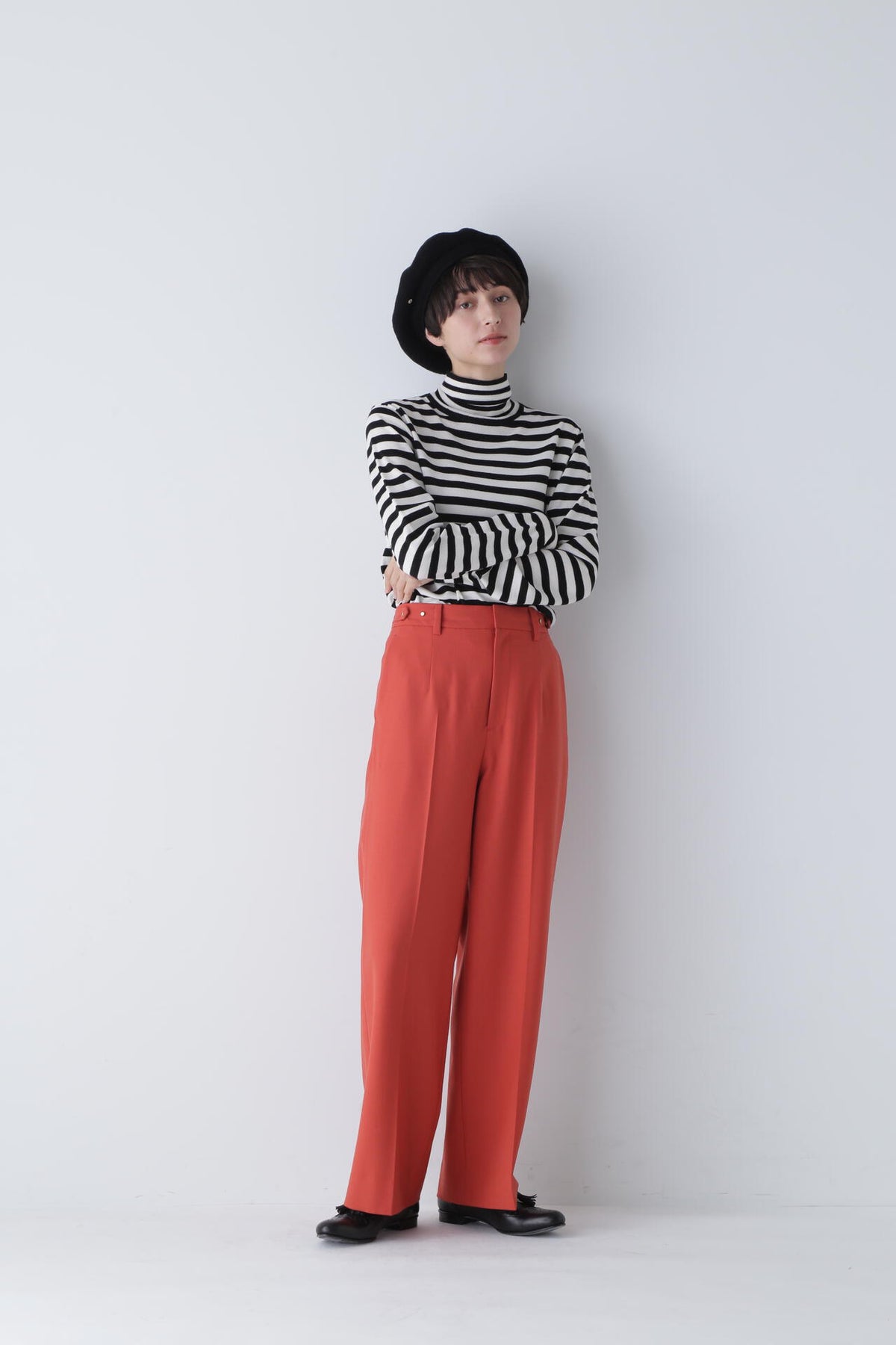 【WEB限定カラー・サイズ】センタープレスセミワイドパンツ