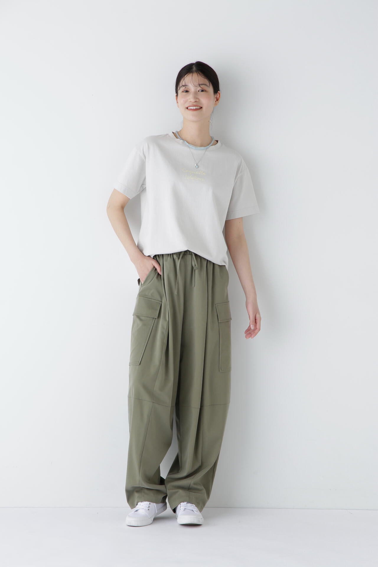 キュプラポリエステル フィブリルサテンストレッチパンツ