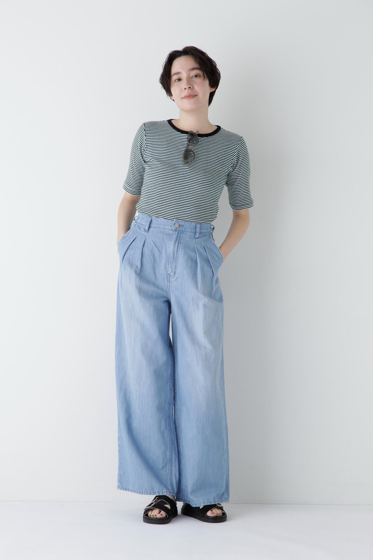 【Healthy DENIMコラボ】タックワイドデニムパンツ
