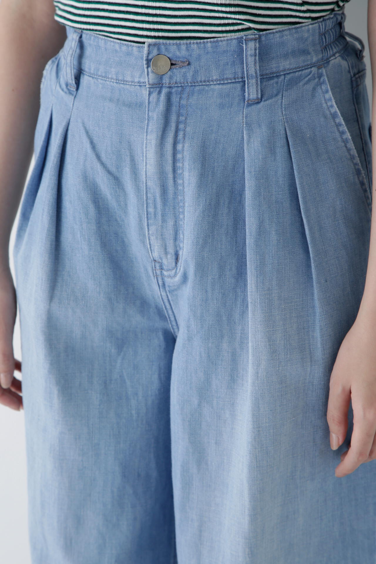 【Healthy DENIMコラボ】タックワイドデニムパンツ