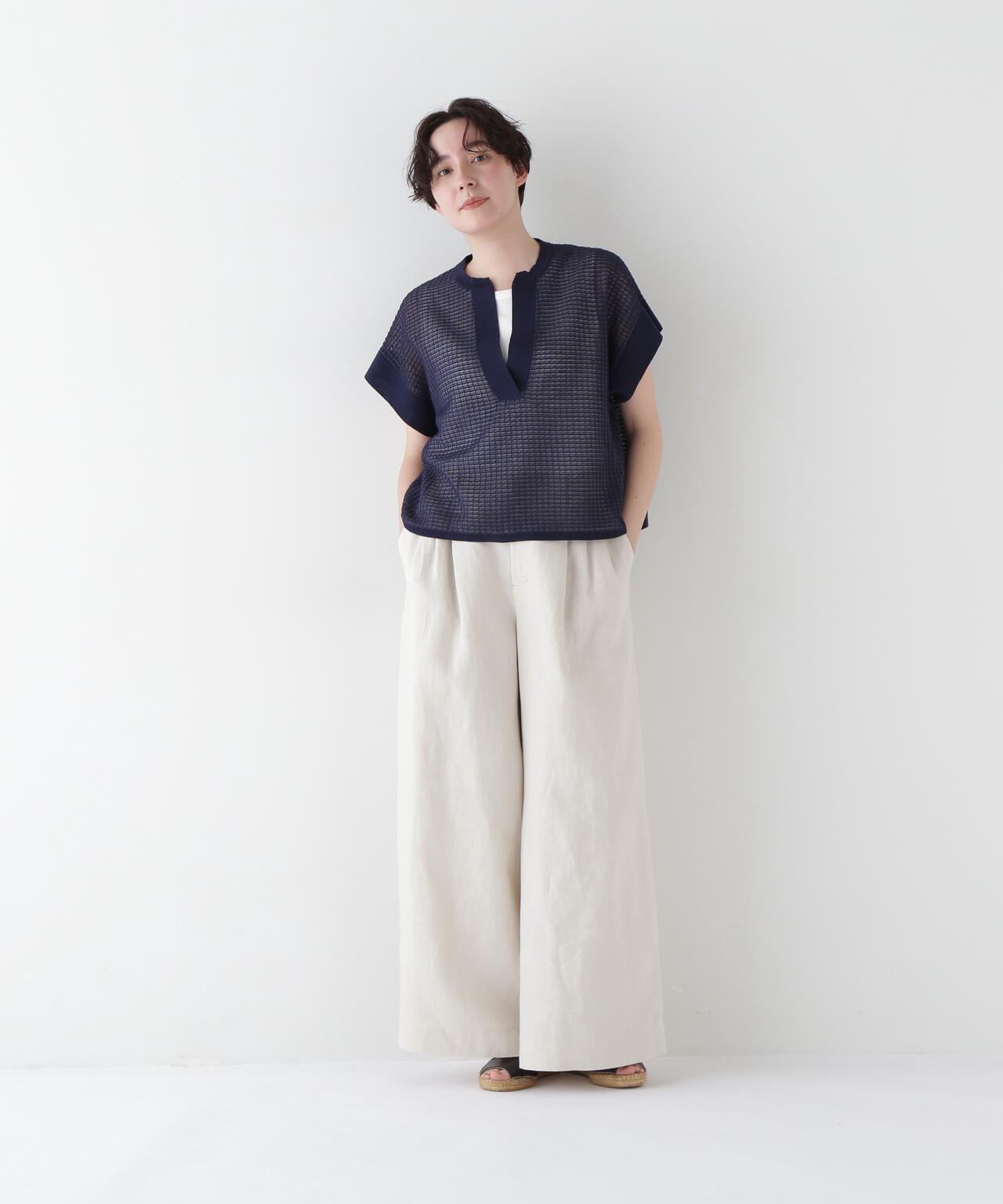 【WEB・一部店舗限定】リネンタック入りバギーパンツ
