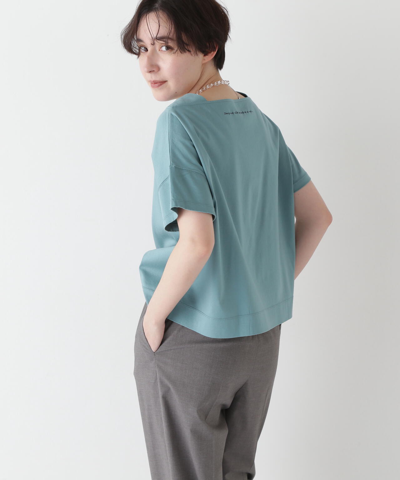 【汗ジミ軽減】バック刺繍ロゴプルオーバー