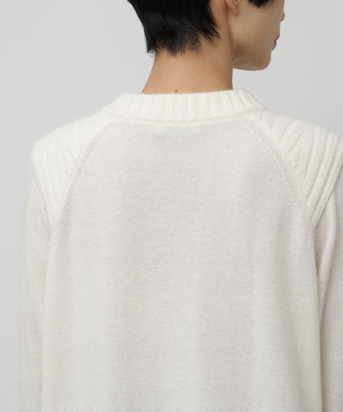 ヘリンボーンモチーフニットワンピース