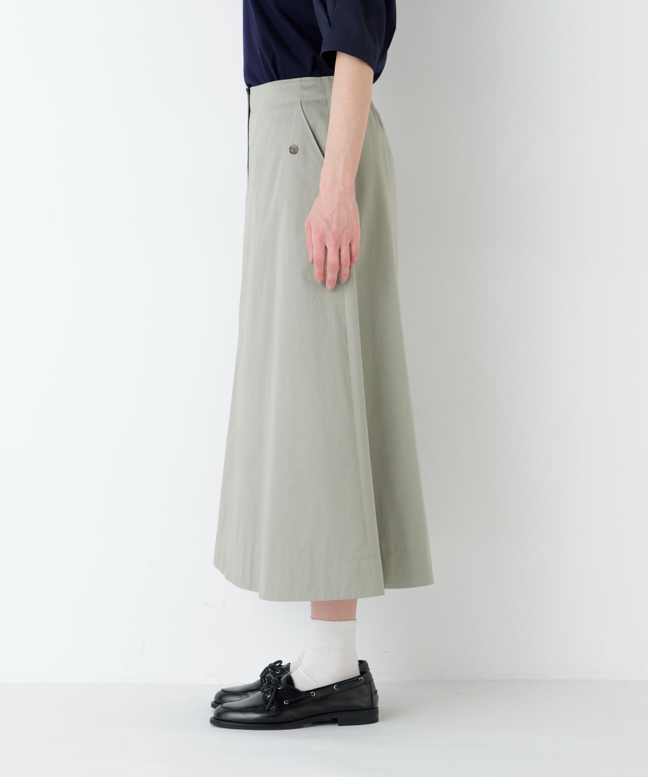身長168cm　B76 W58 H86 着用サイズ：M