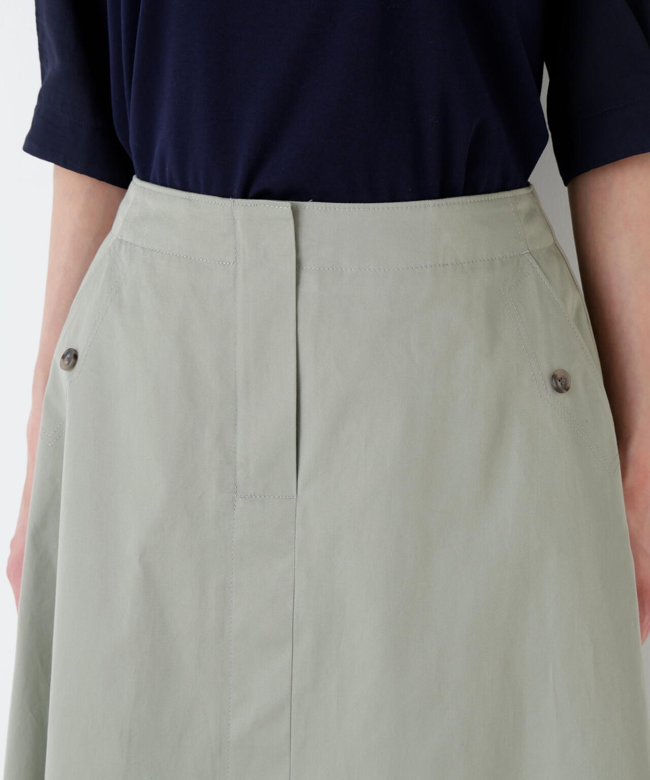 身長168cm　B76 W58 H86 着用サイズ：M