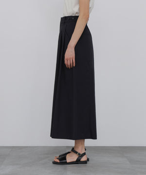 165cm/B:77cm/W:57cm/H:79cm 着用サイズ：M