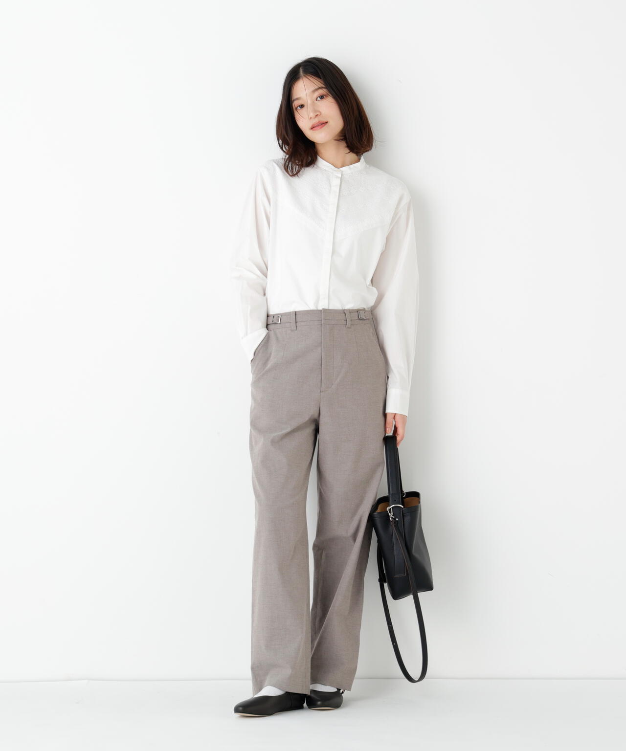 《名品 / マルチサイズ / 洗える》ドビーストレッチストレートパンツ