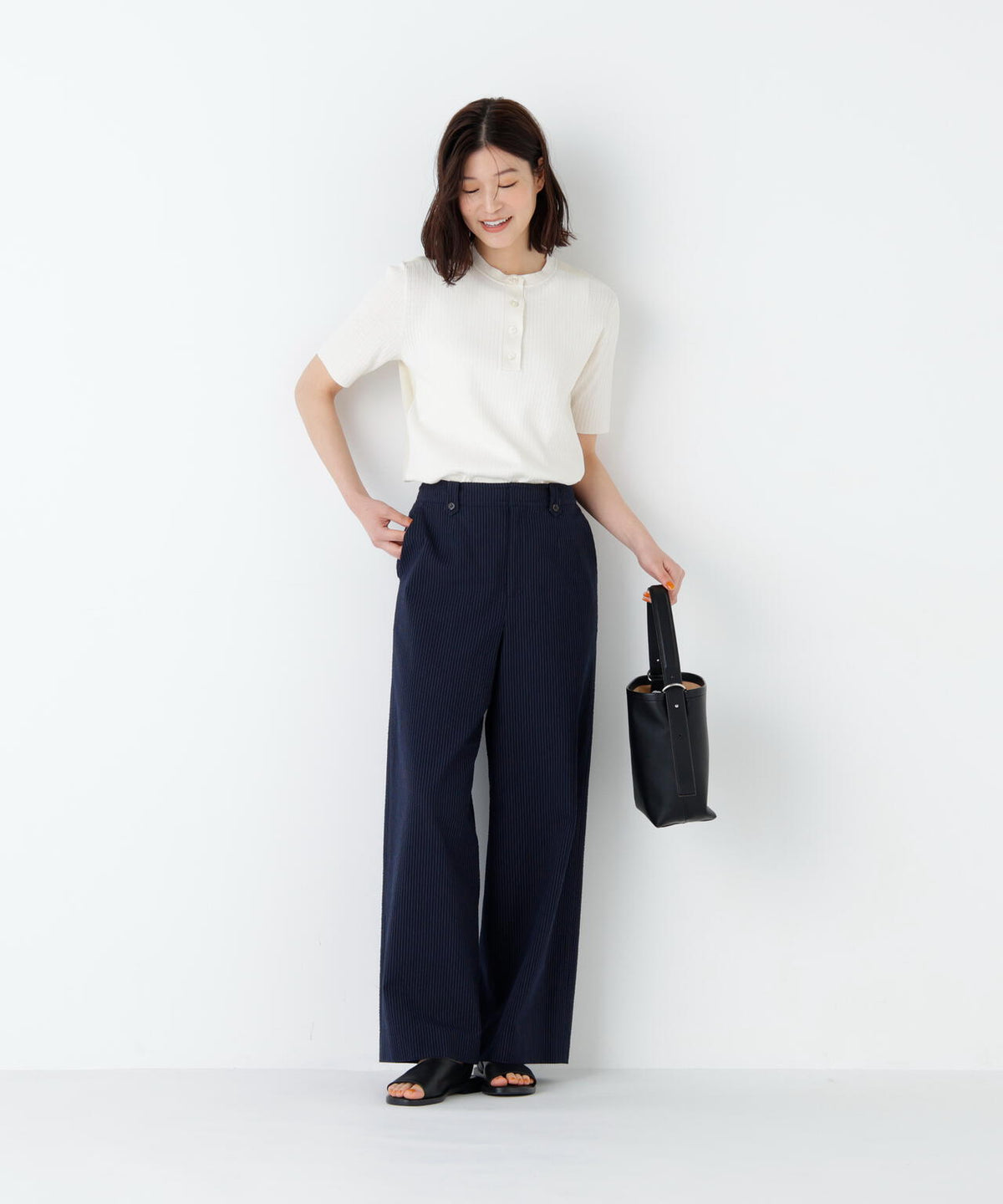 身長168ｃｍ　Ｂ82　W59　H88 着用サイズ：M