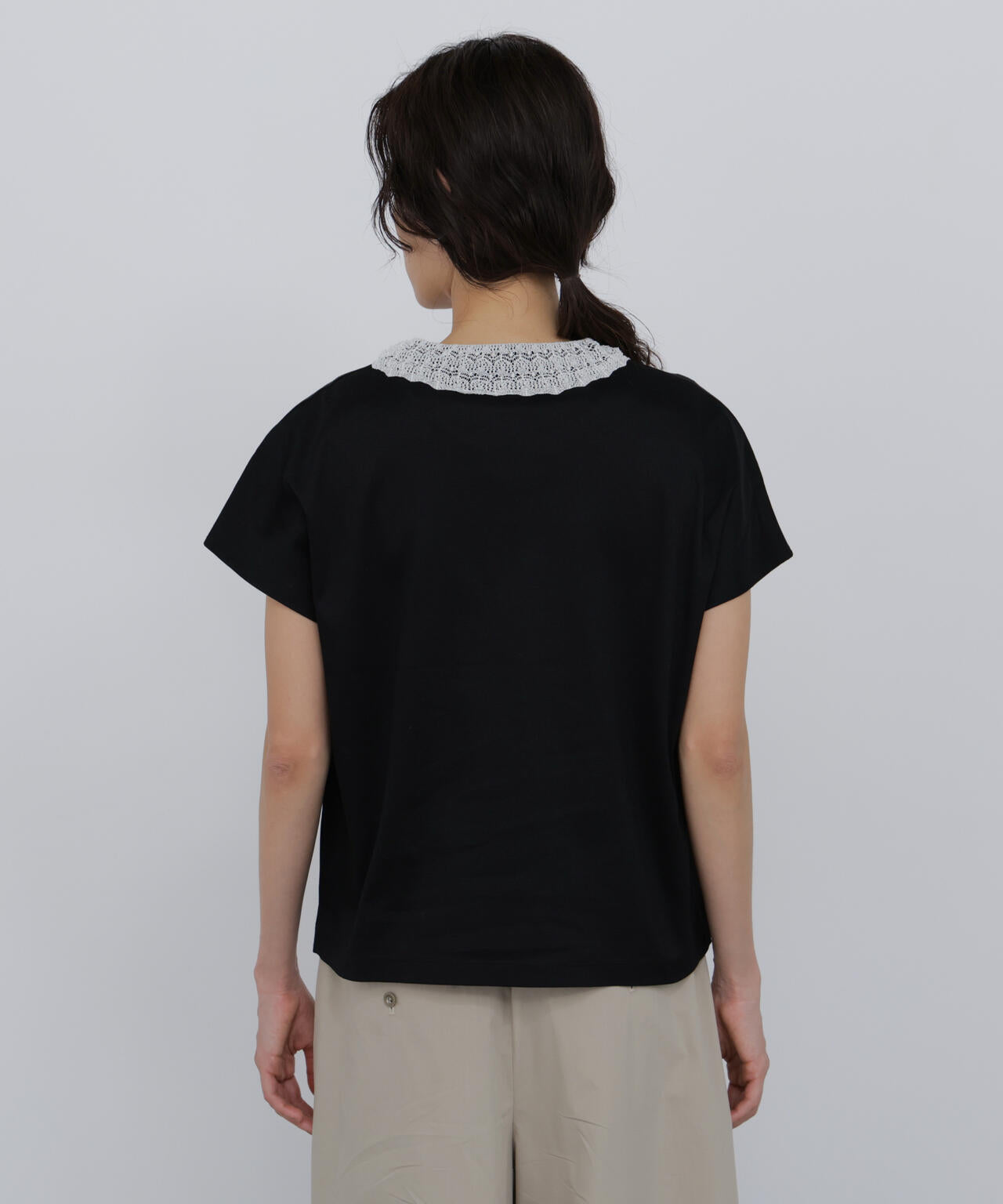 165cm/B:77cm/W:57cm/H:79cm 着用サイズ：M