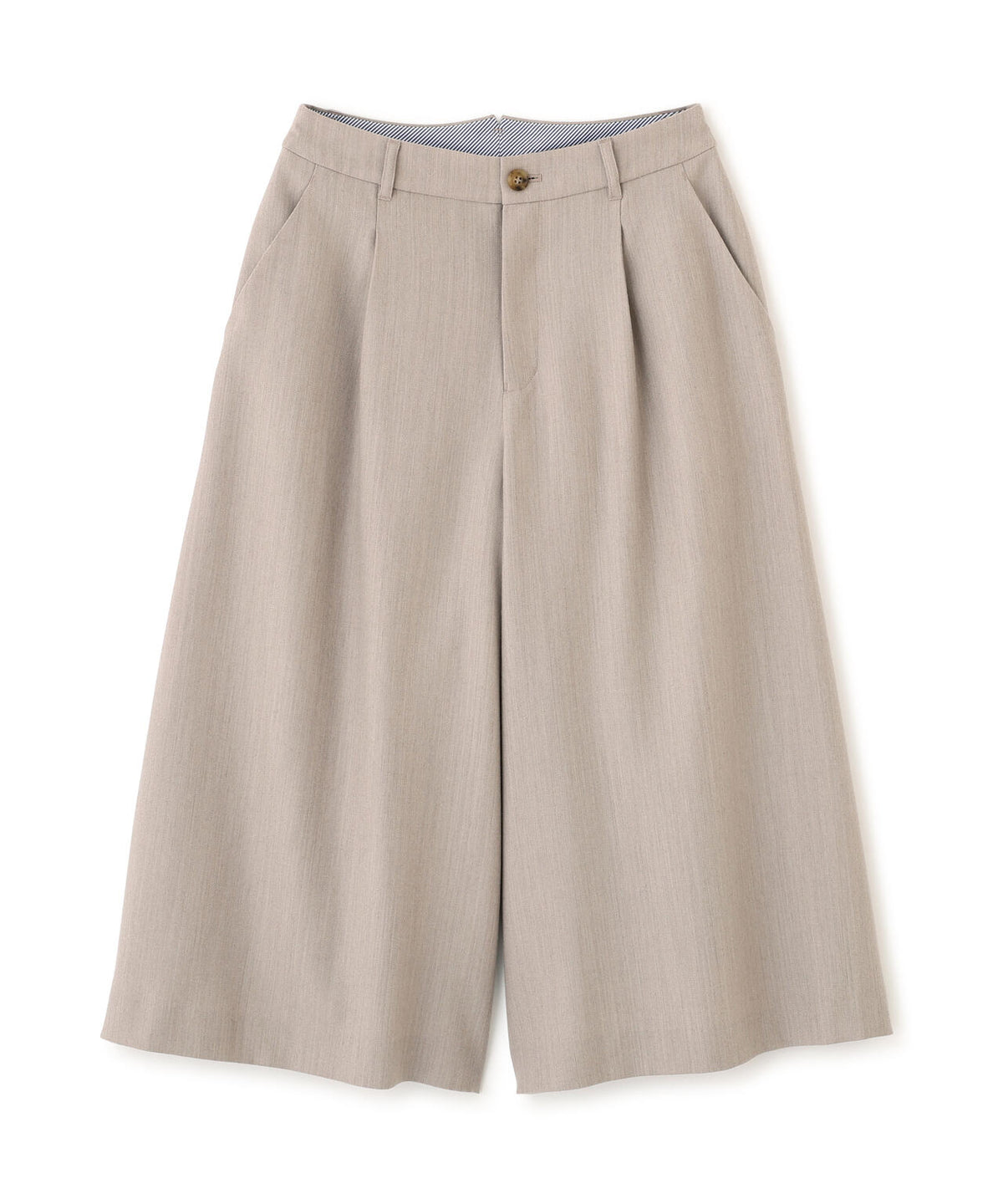 身長168cm　B76 W58 H86 着用サイズ：M