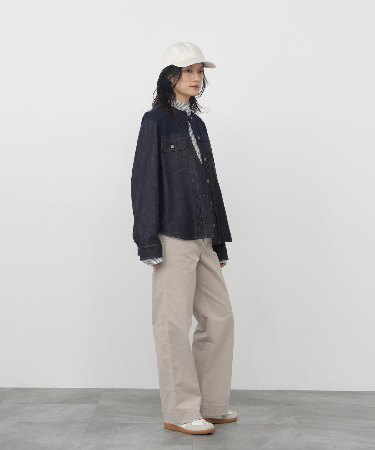 165cm/B:77cm/W:57cm/H:79cm 着用サイズ：M