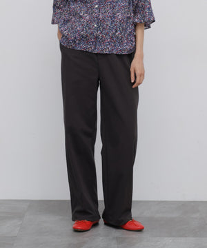 165cm/B:77cm/W:57cm/H:79cm 着用サイズ：M