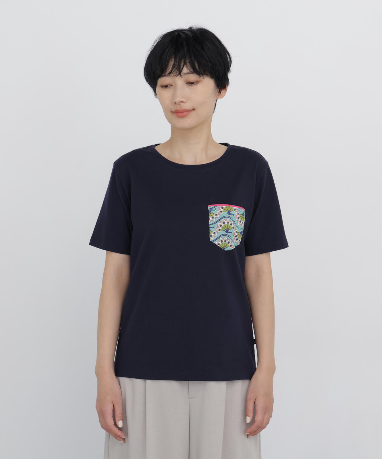 166cm　B/78　W/58　H/86 着用サイズ：M
