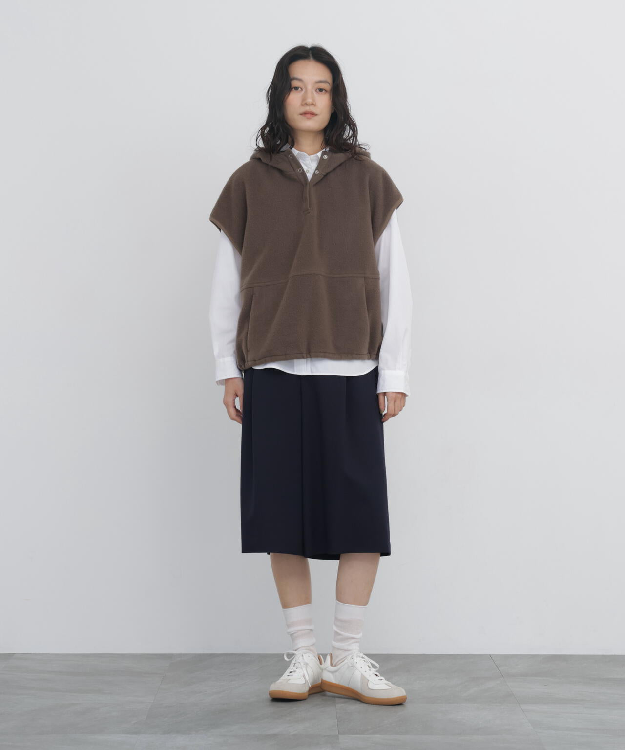 165cm/B:77cm/W:57cm/H:79cm 着用サイズ：M