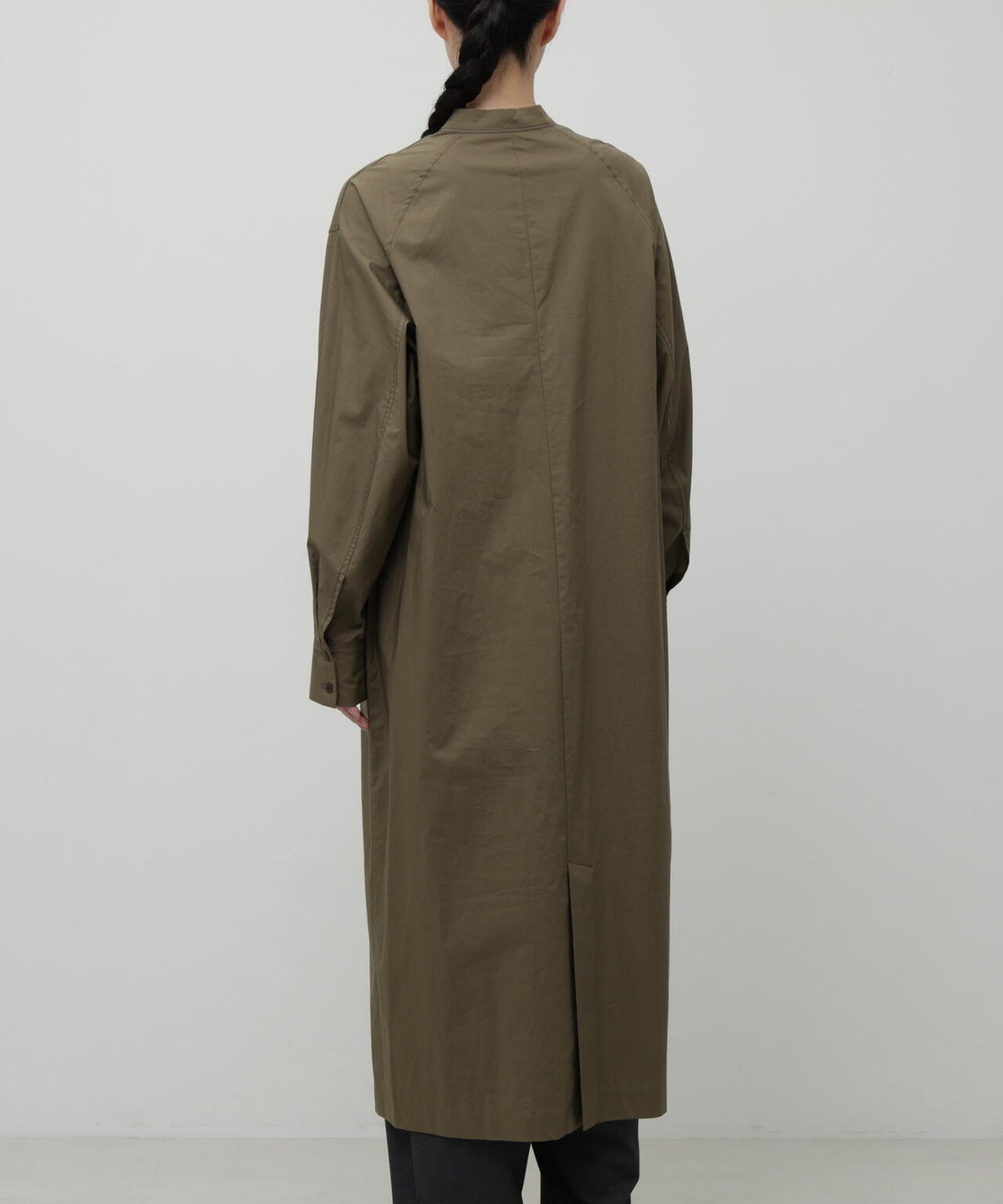 H:174　B:84　W:59 着用サイズ：M