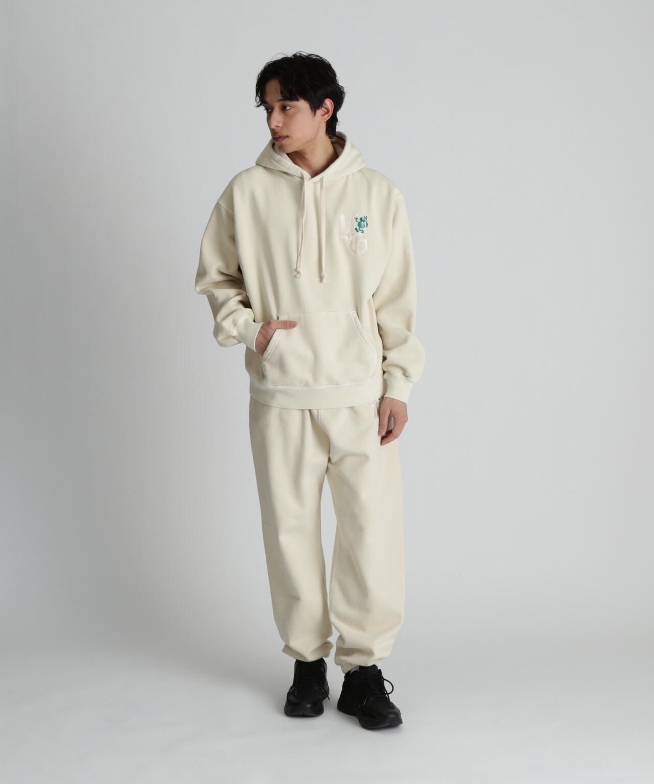 【YORF（ヨルフ）】裏起毛フーディー