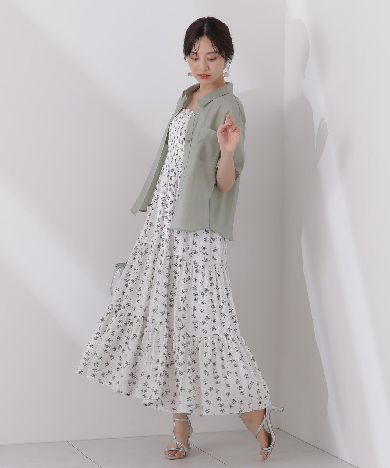 タイ付きシアー半袖シャツ
