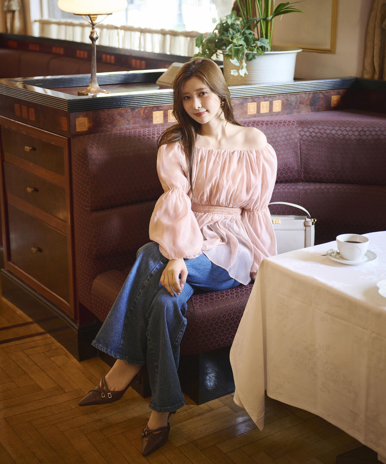 【松川星さん着用】＜ウォッシャブル＞バルーンスリーブオフショルブラウス【ピンク：WEB・一部店舗限定】