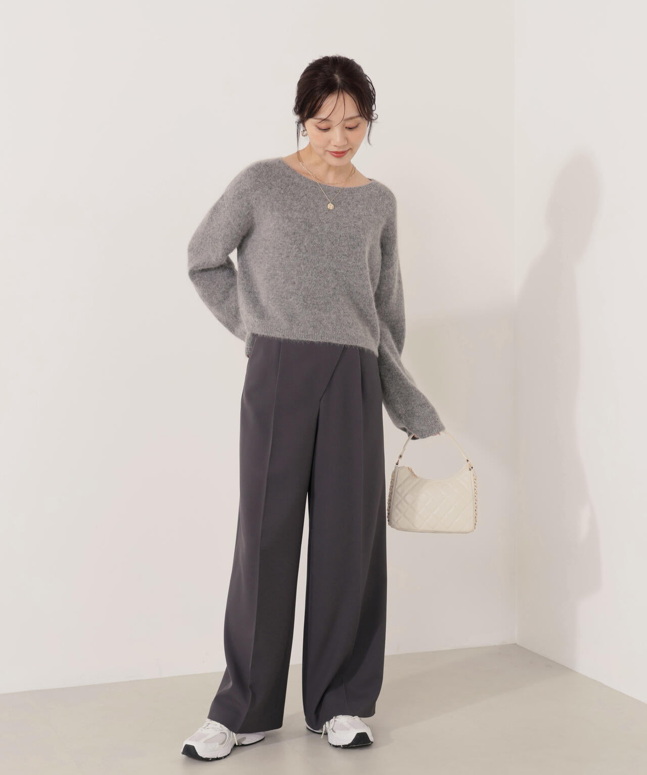 【加藤栞さん着用】ハイウエストラップパンツ