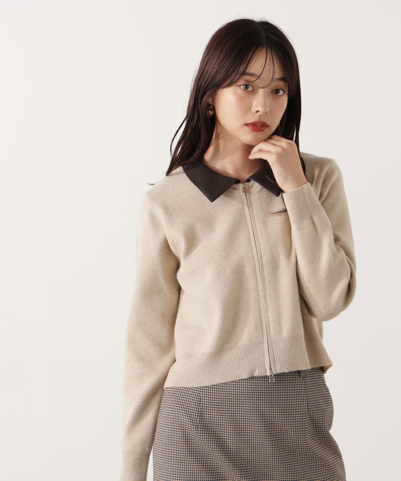 【青島心さん着用】合皮カラー取り外しZIPニット