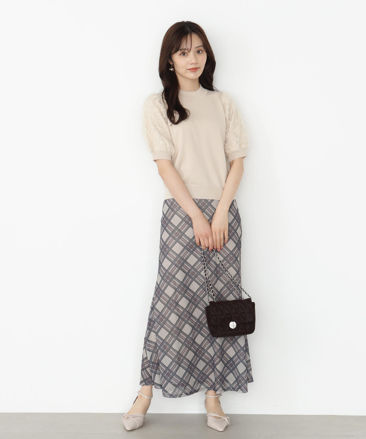 レースドッキングスリーブニット【ベージュ：official site限定】