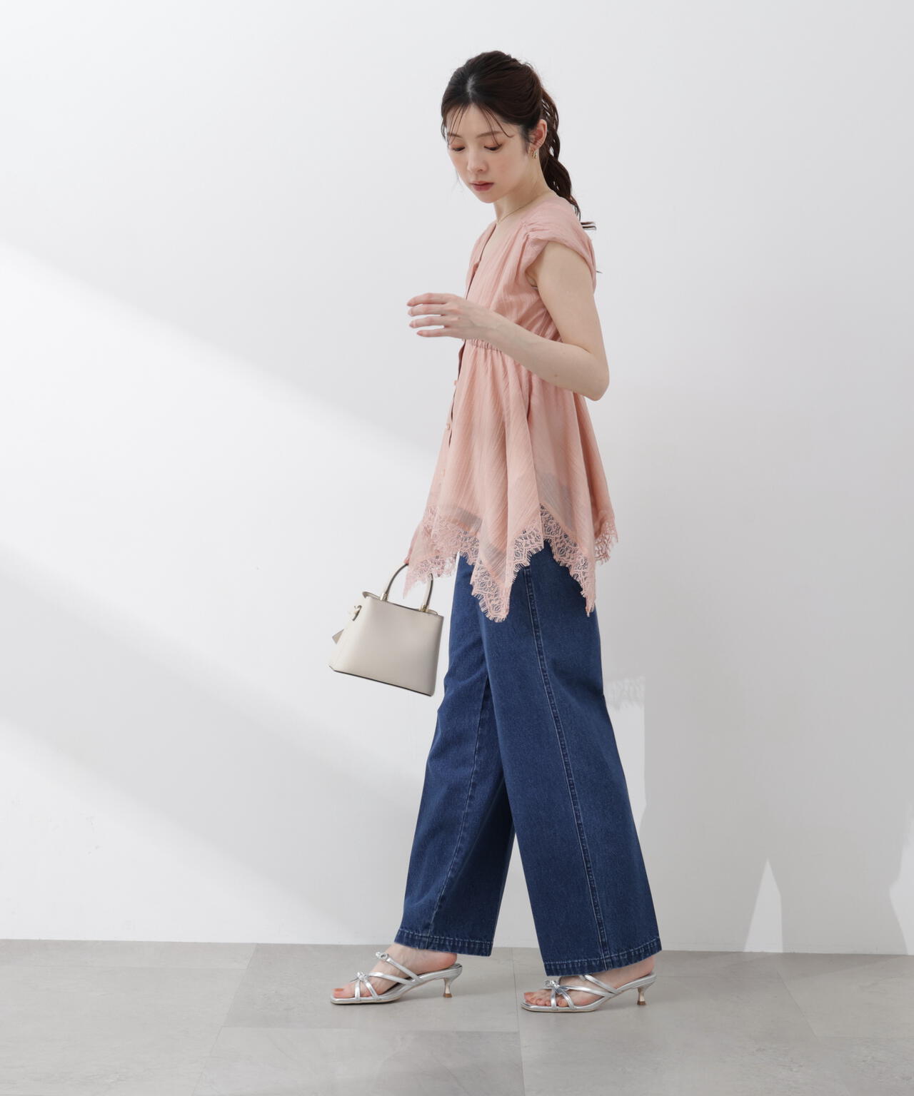 167cm 着用サイズ：FR